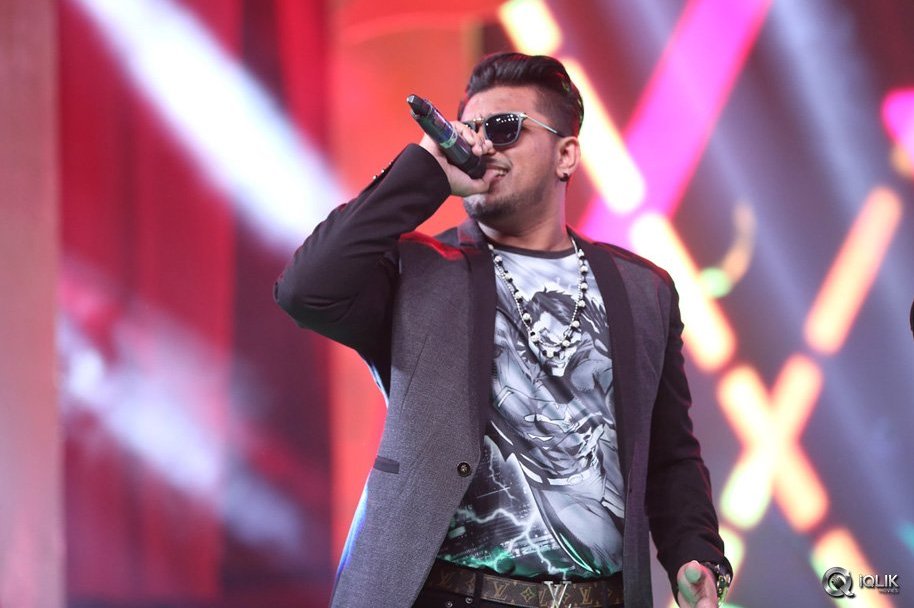 Bruce-Lee-Movie-Audio-Launch